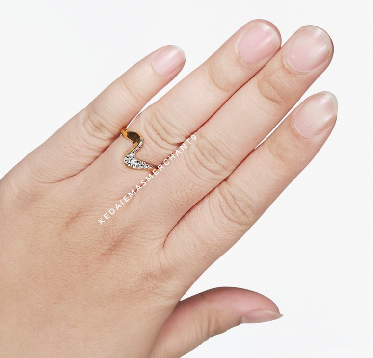Merchant9 Cincin Emas Wave Diamond Cut 2C