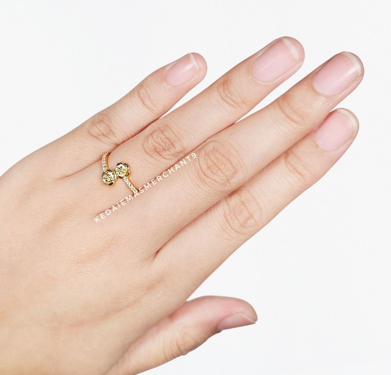 Merchant9 Cincin Emas Bunga Permata
