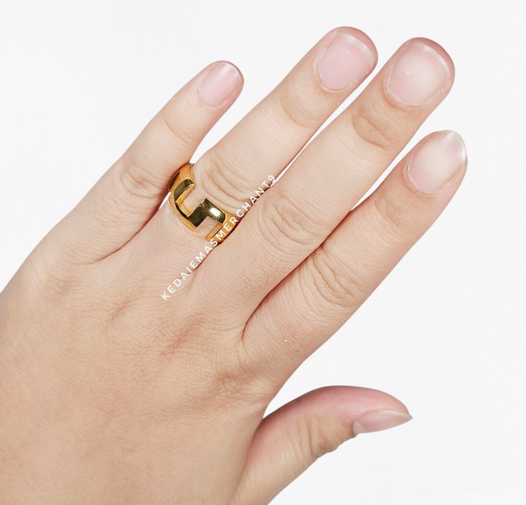 Merchant9 Cincin Emas Italian Labirin Polish L:0.9CM