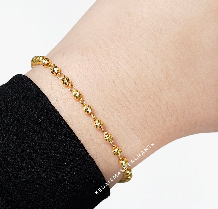 Merchant9 Rantai Tangan Candy Dimensi Gantung Love L:0.3CM
