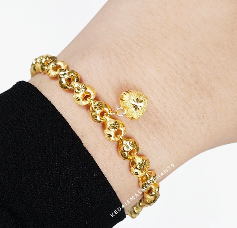 Merchant9 Rantai Tangan Siput Pasir Gantung Love L:0.7CM
