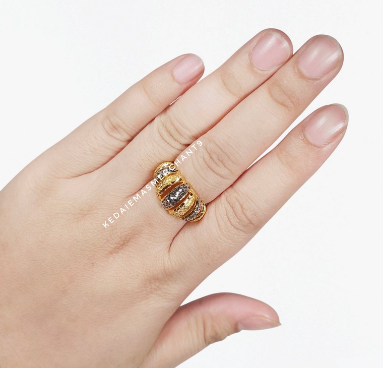Merchant9 Cincin Emas Lintah Bulan 2C L:1.3CM