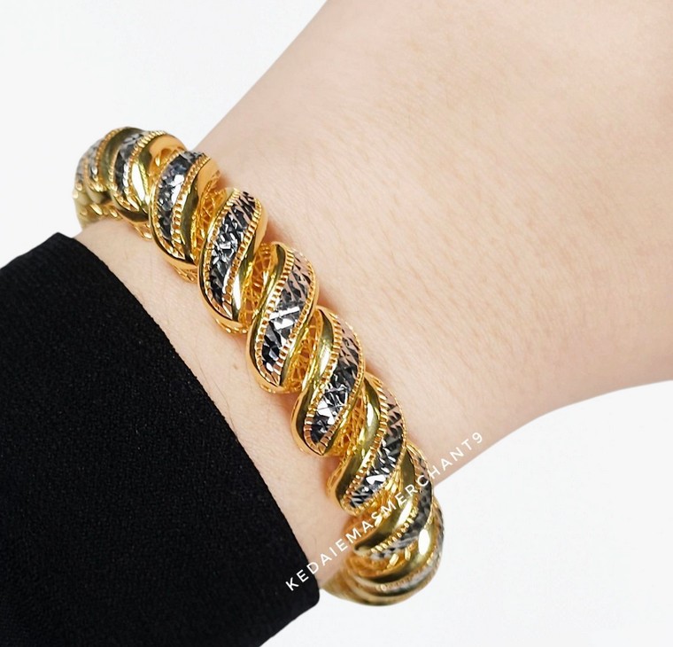 Merchant9 Rantai Tangan Twist 2C L:1.2CM
