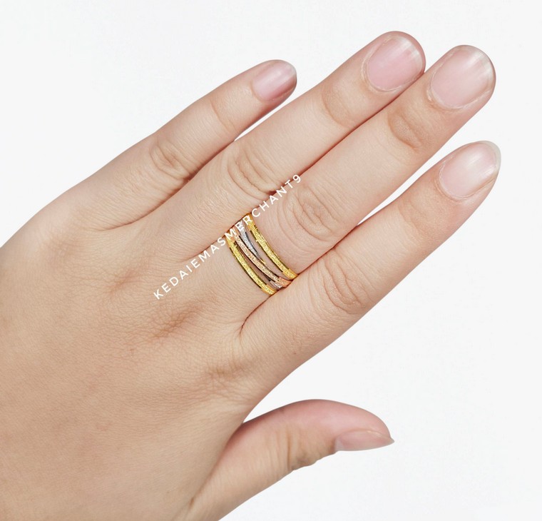 Merchant9 Cincin Emas Bella Silang Pasir 3C L:0.9CM