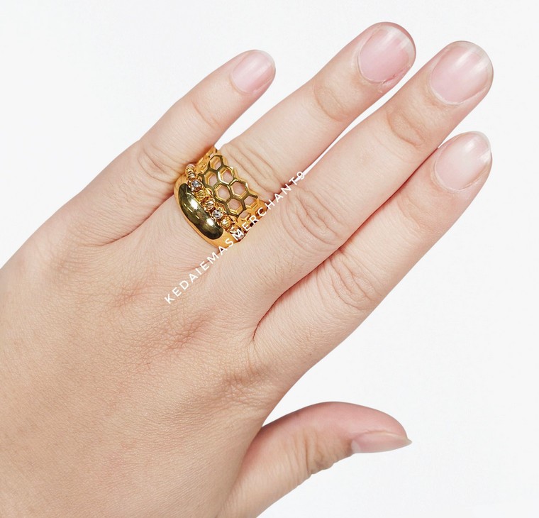 Merchant9 Cincin Emas LAURA Lintah Boba Dimensi Honeycomb 2C L:0.5CM