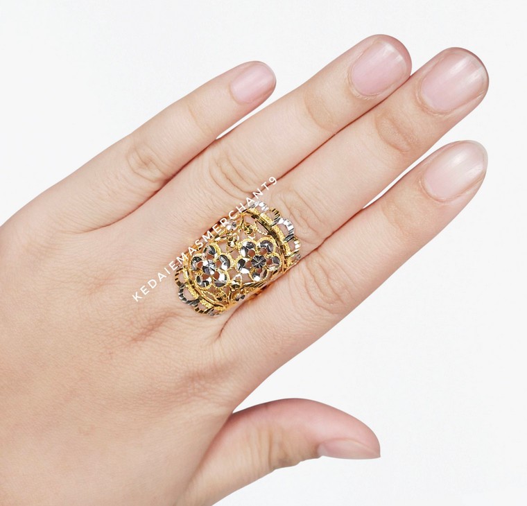 Merchant9 Cincin Emas Classic Bunga 2C L:1.8CM