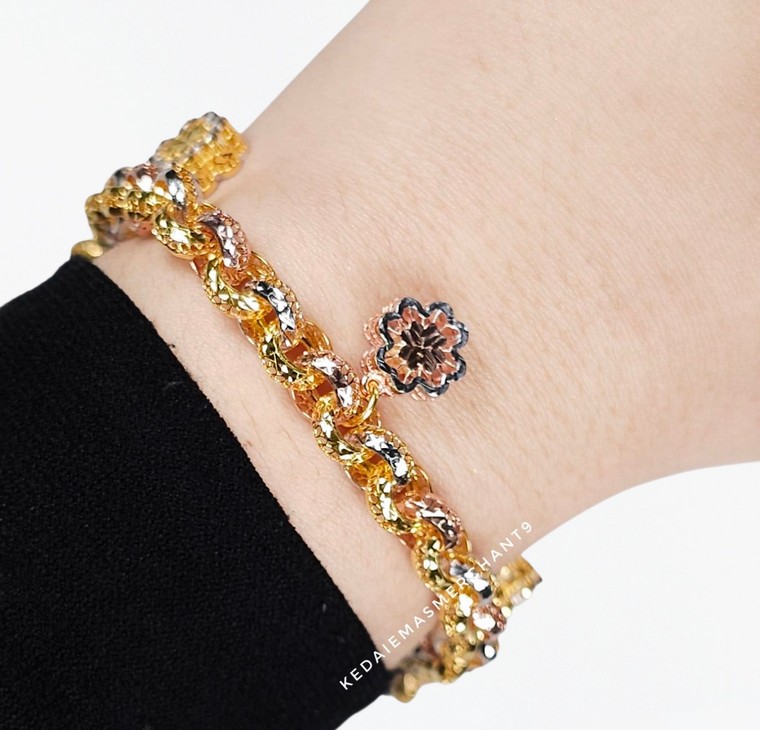 Merchant9 Rantai Tangan Kendi Gantung Clover Kerawang 3C L:0.7CM