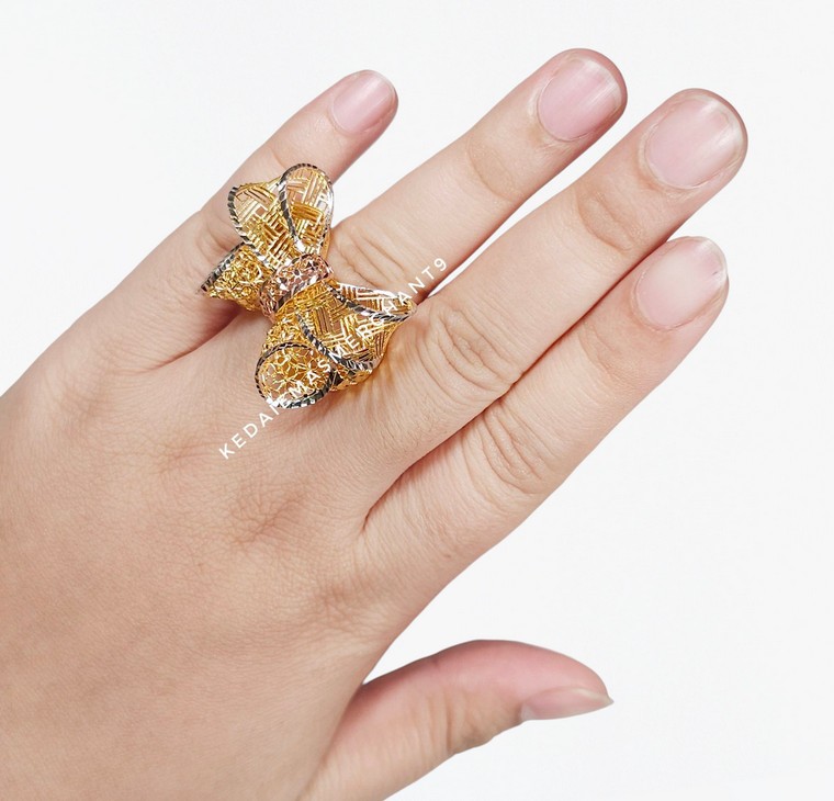 Merchant9 Cincin Emas Ribbon 3D Kerawang 3C