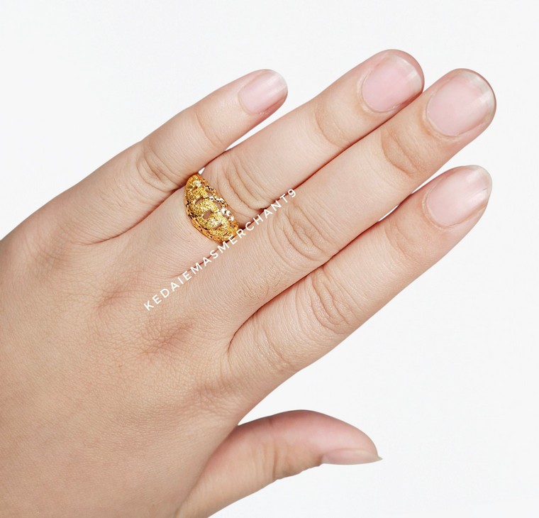 Merchant9 Cincin Emas Coco Pasir Dimensi L:0.95CM