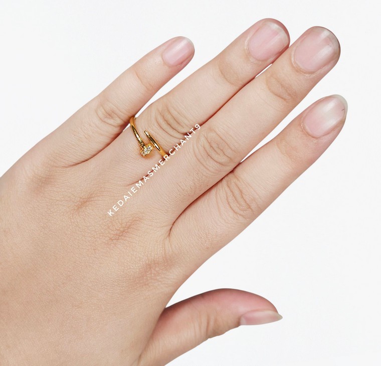 Merchant9 Cincin Emas Paku Permata