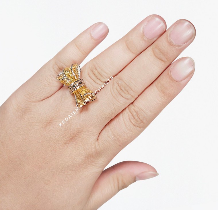 Merchant9 Cincin Emas Ribbon 3D Kerawang Mini 2C