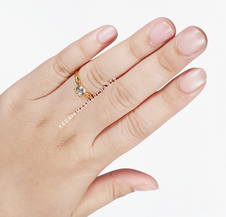 Merchant9 Cincin Emas Permata Cera BR9053
