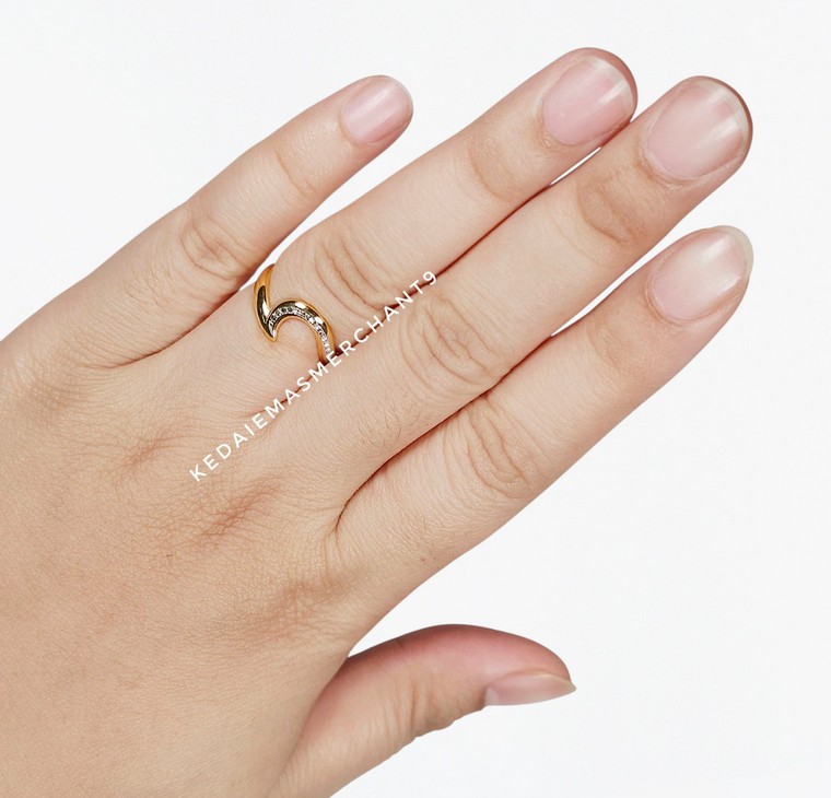 Merchant9 Cincin Emas Wave Diamond Cut