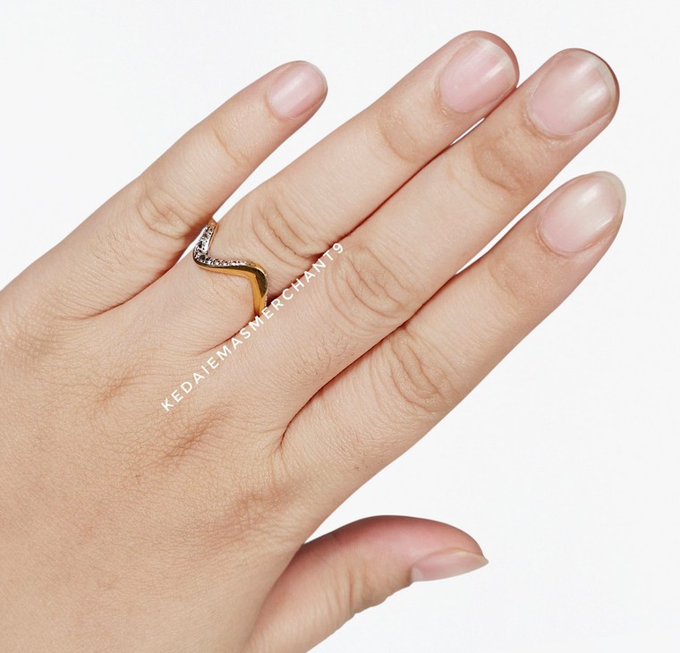 Merchant9 Cincin Emas Wave Diamond Cut