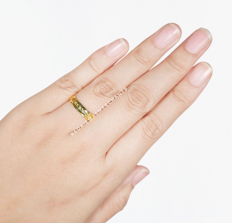 Merchant9 Cincin Emas Belah Rotan Star Rou L:0.4CM