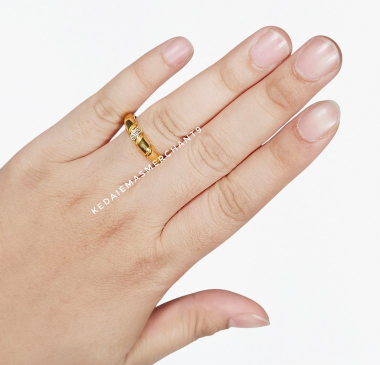 Merchant9 Cincin Emas JANE Lintah Permata L:0.45CM