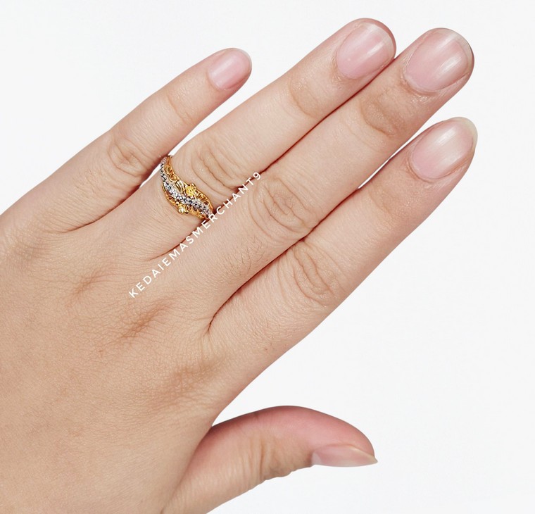 Merchant9 Cincin Emas Wave Bunga L:0.8CM