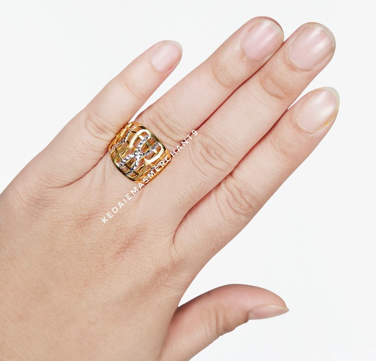 Merchant9 Cincin Emas Lintah Stripe Chrome L:1.7CM