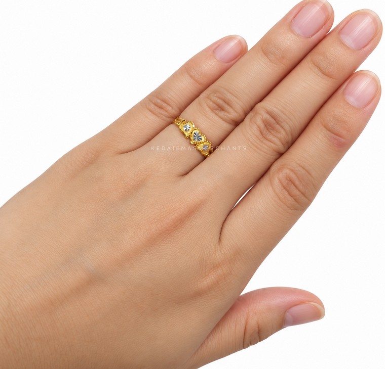 Merchant9 Cincin Emas Love Pasir Dimensi 2C L:0.5CM