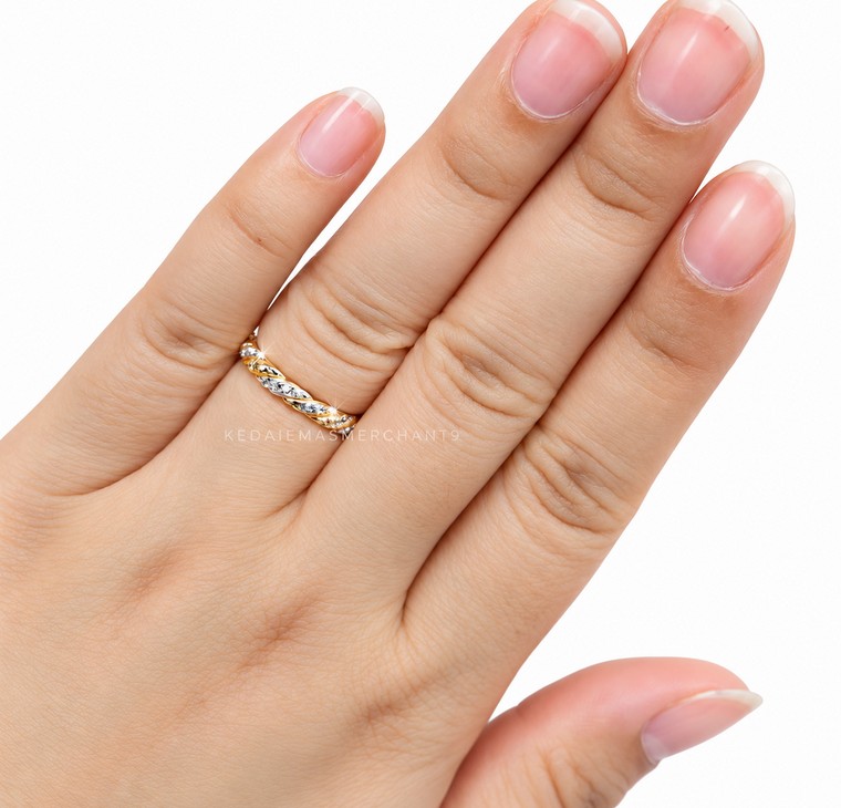 Merchant9 Cincin Emas Tocang Dimensi L:0.3CM