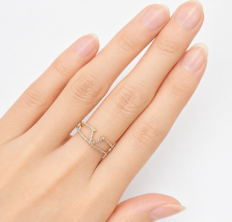 Merchant9 Cincin Emas V Diamond Cut 2C L:0.6CM