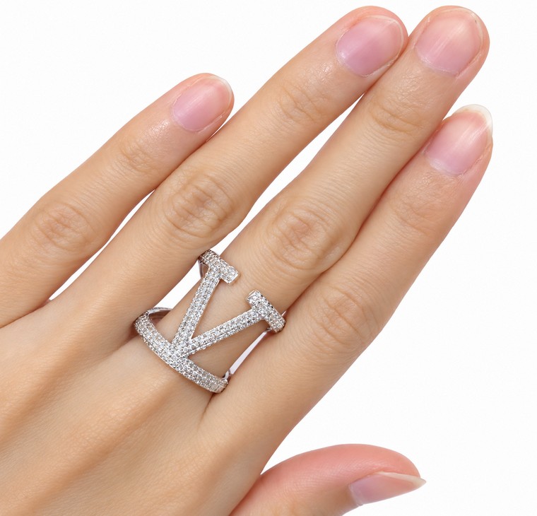 Merchant9 Cincin Emas V Luxury Diamond Cut Chrome L:2CM