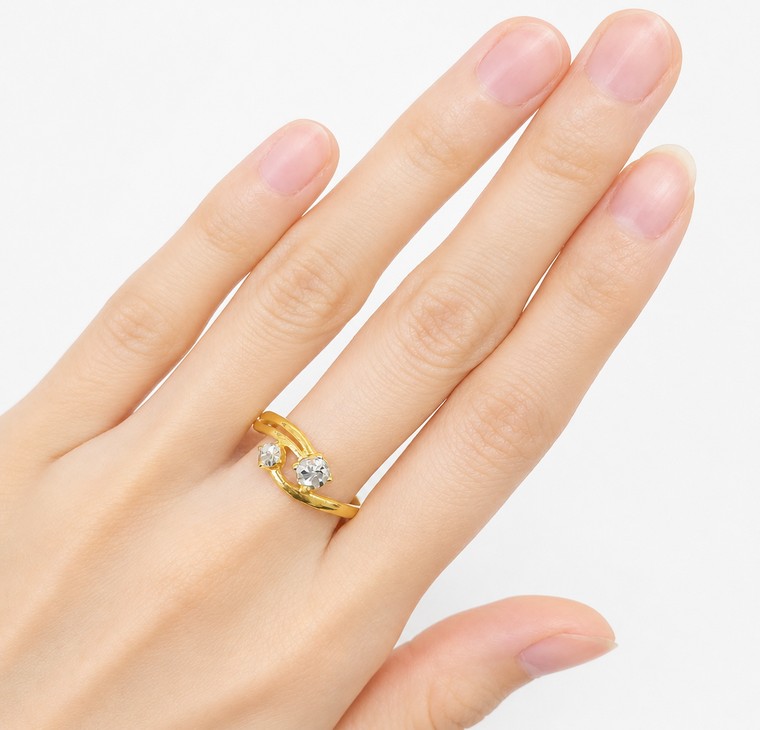 Merchant9 Cincin Emas LOUISE Diamond Cut Silang 2C L:0.7CM