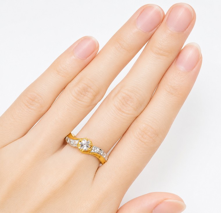 Merchant9 Cincin Emas Circle Wave Diamond Cut 2C L:0.5CM