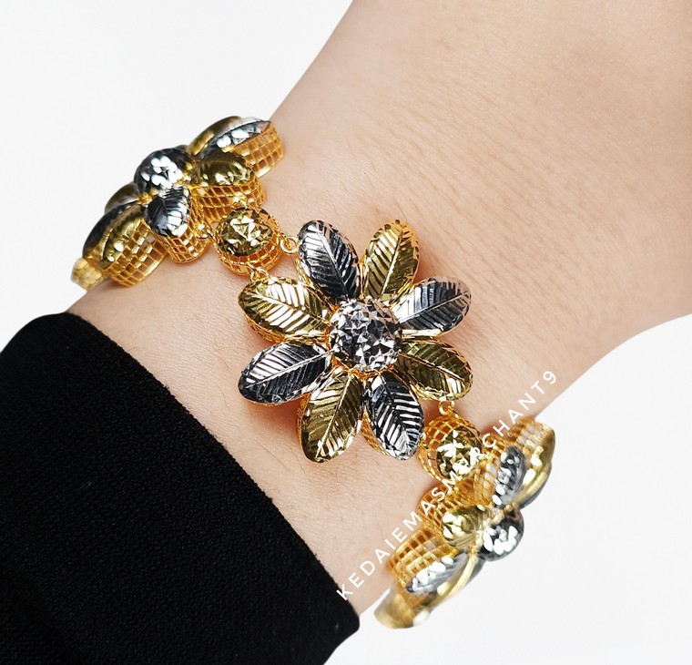 Merchant9 Rantai Tangan Seroja Floral 2C L:2.7CM