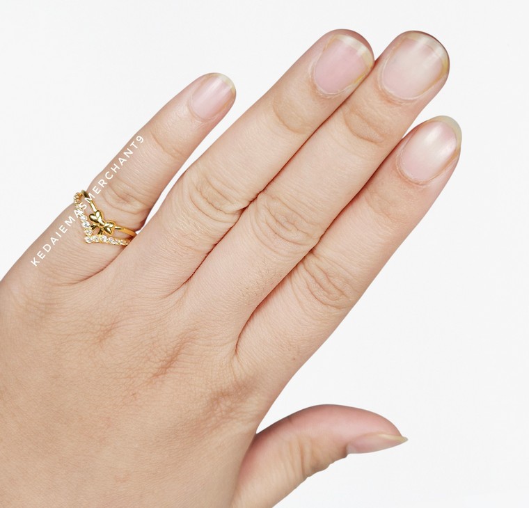 Merchant9 Cincin Emas Lvisa Ribbon Permata