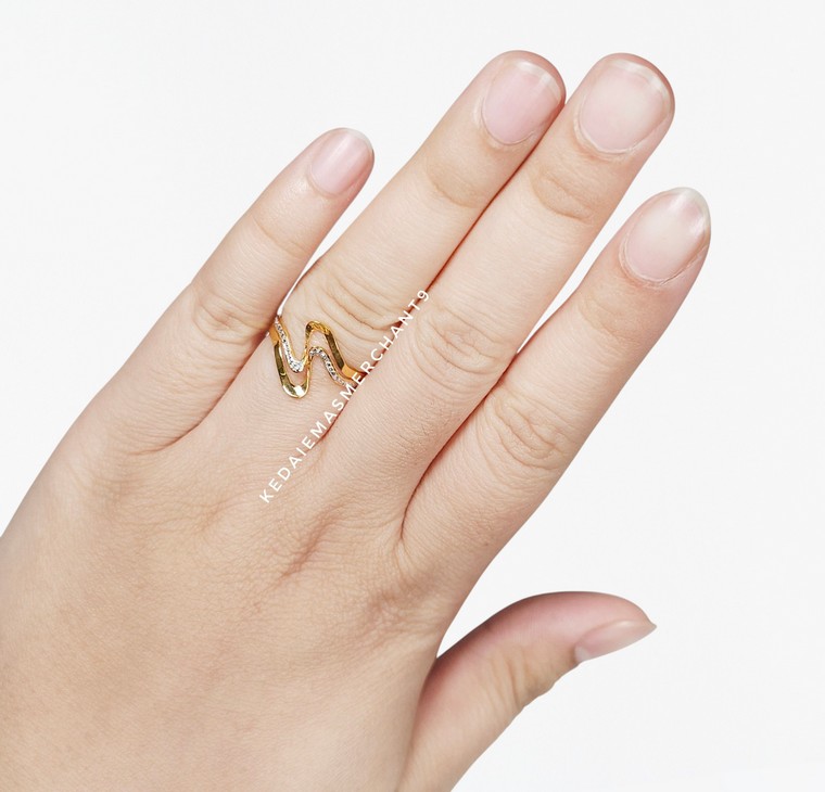 Merchant9 Cincin Emas Wave Diamond Cut 2C L:1.3CM