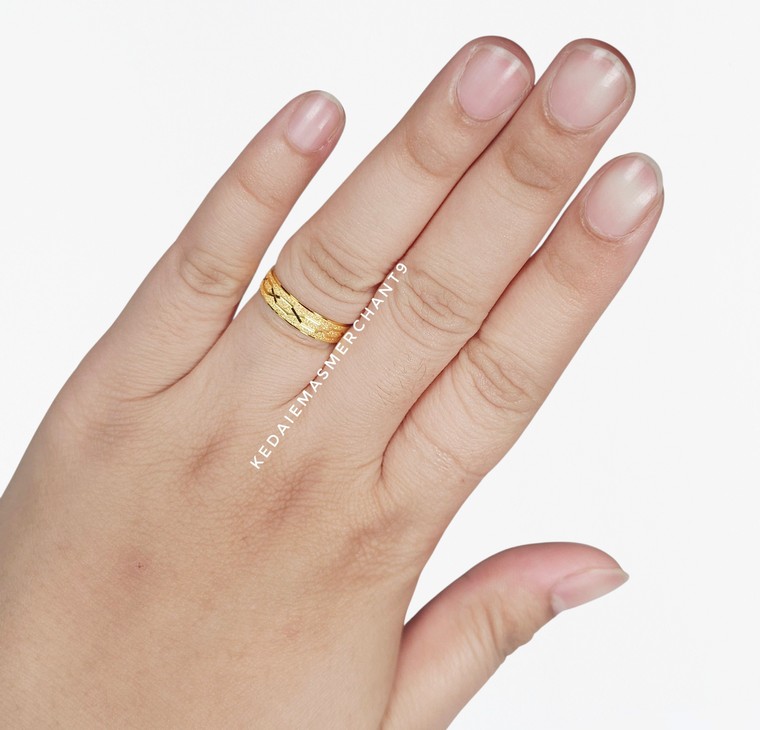 Merchant9 Cincin Emas Belah Rotan Pasir L:0.45CM