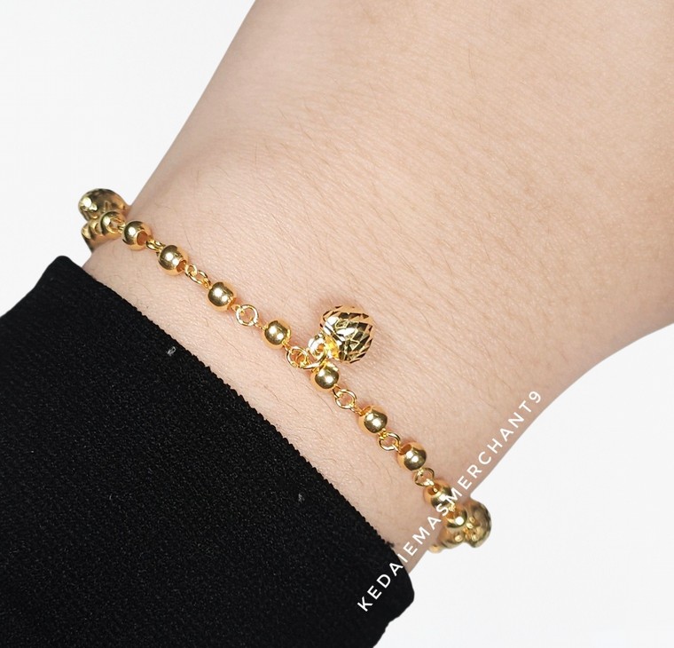 Merchant9 Rantai Tangan Pearl Gantung Love Dimensi L:0.3CM