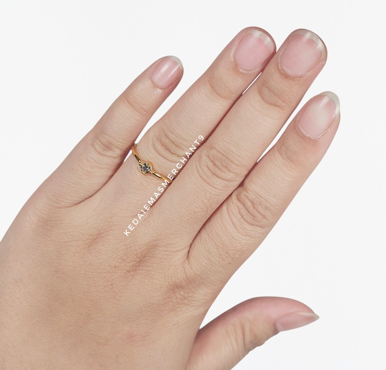 Merchant9 Cincin Emas Diamond Cut L:0.4CM