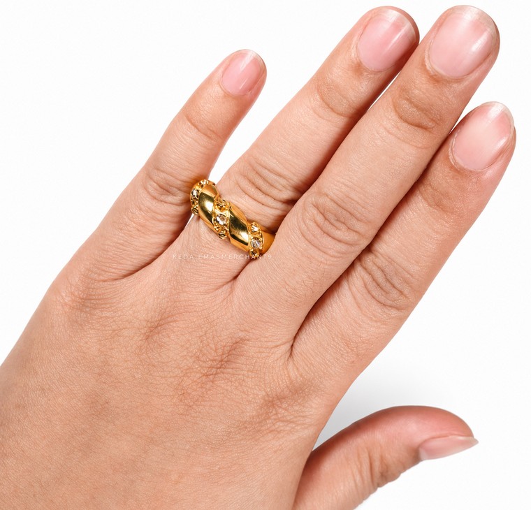 Merchant9 Cincin Emas Aurelie Twist Boba 3C L:0.75CM