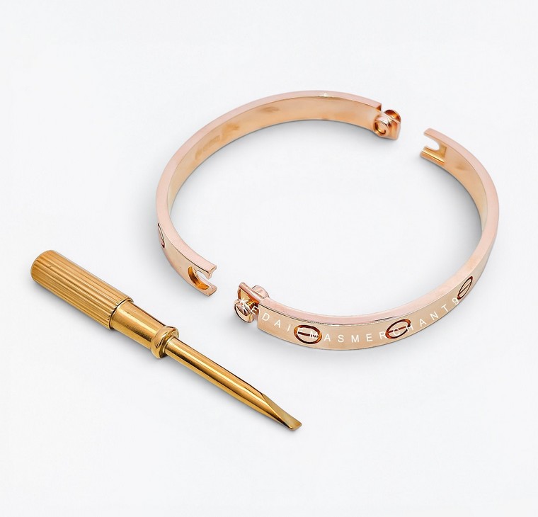 Merchant9 Gelang Ctier Oval Padu Rosegold L:0.6CM