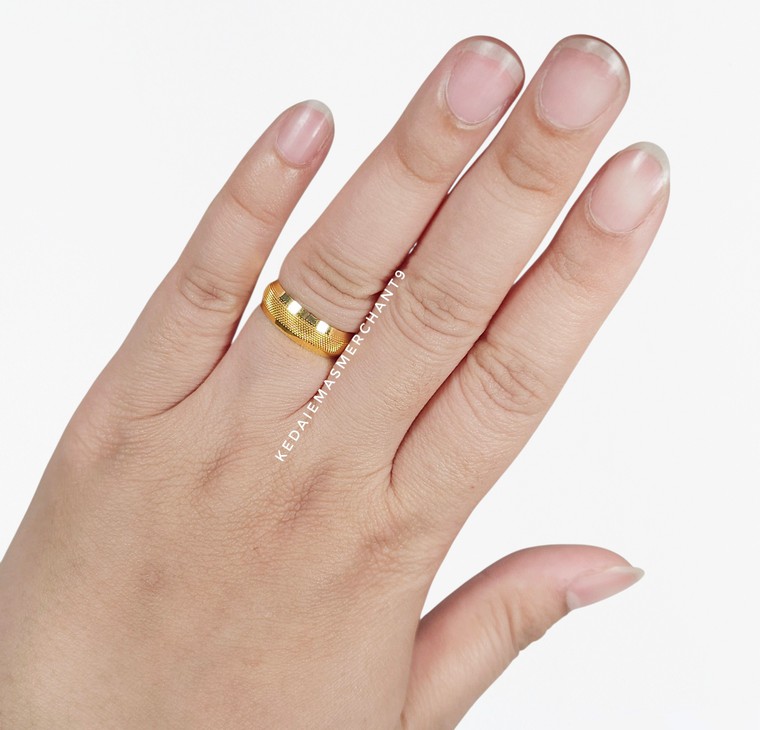Merchant9 Cincin Belah Rotan Dot Polish