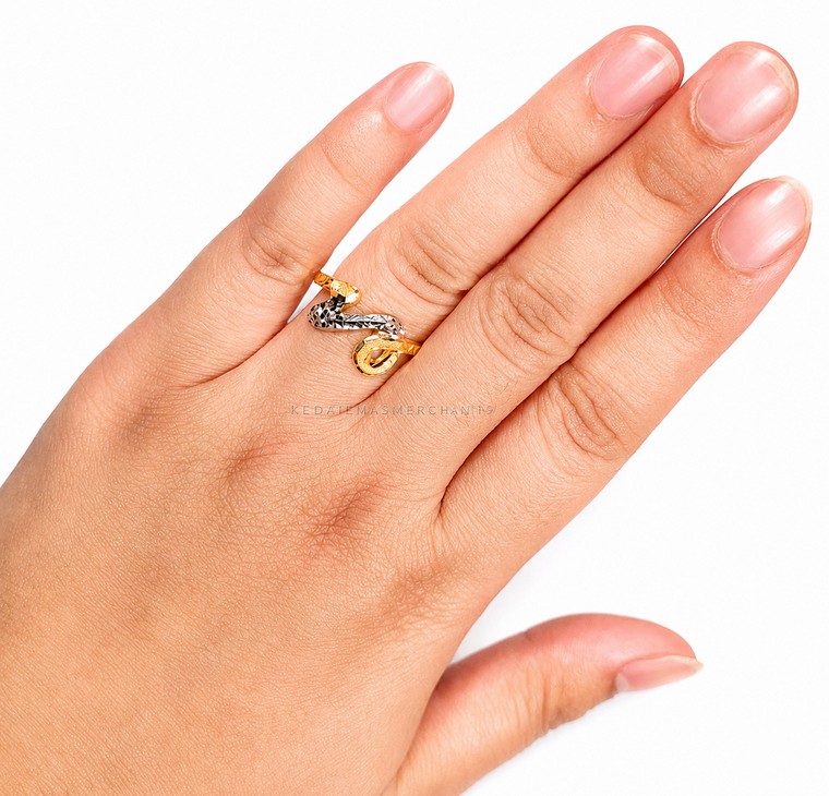 Merchant9 Cincin Emas Wave Knot