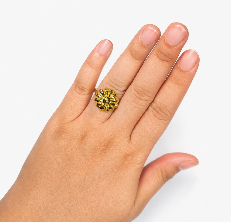 Merchant9 Cincin Emas Bunga L:1.6CM