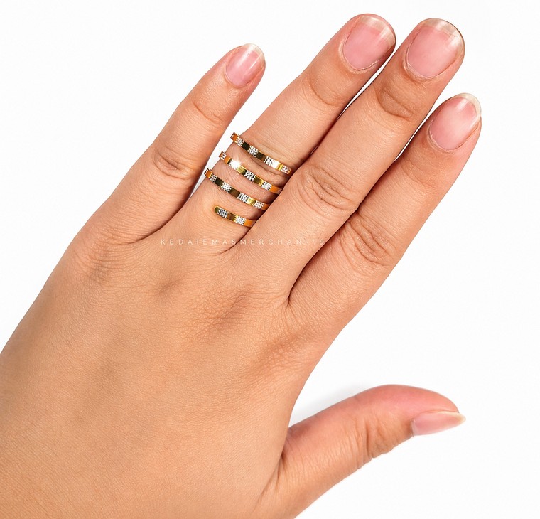 Merchant9 Cincin Snake Stripe III Chrome