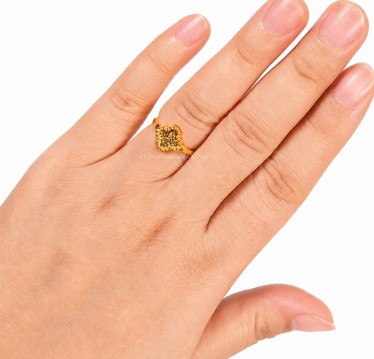 Merchant9 Cincin Emas VC Leona L:0.9CM