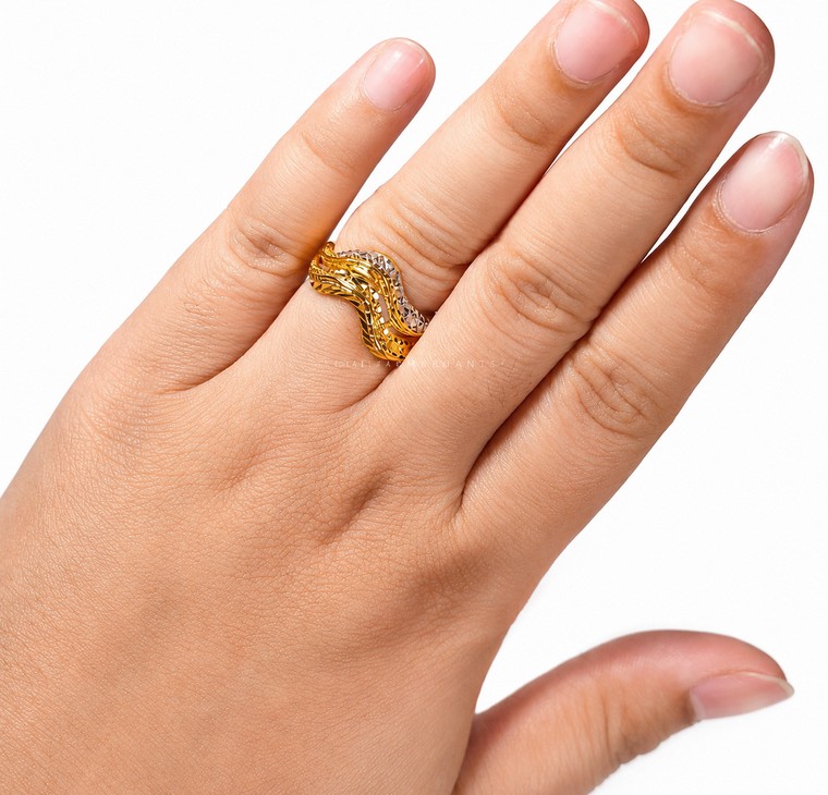 Merchant9 Cincin Emas Wave Diamond Cut 2 Layer 2C L:0.9CM