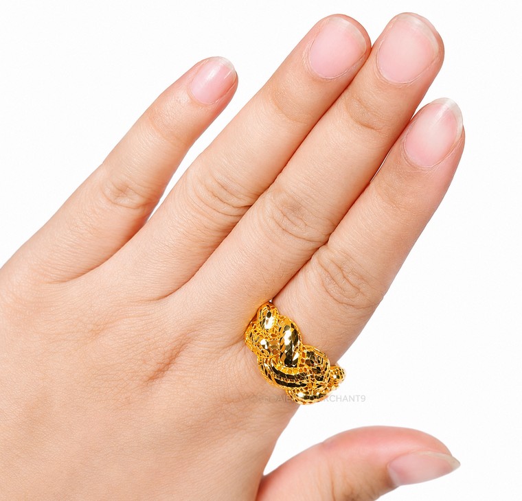 Merchant9 Cincin Emas Tocang Silang Kerawang L:1.3CM