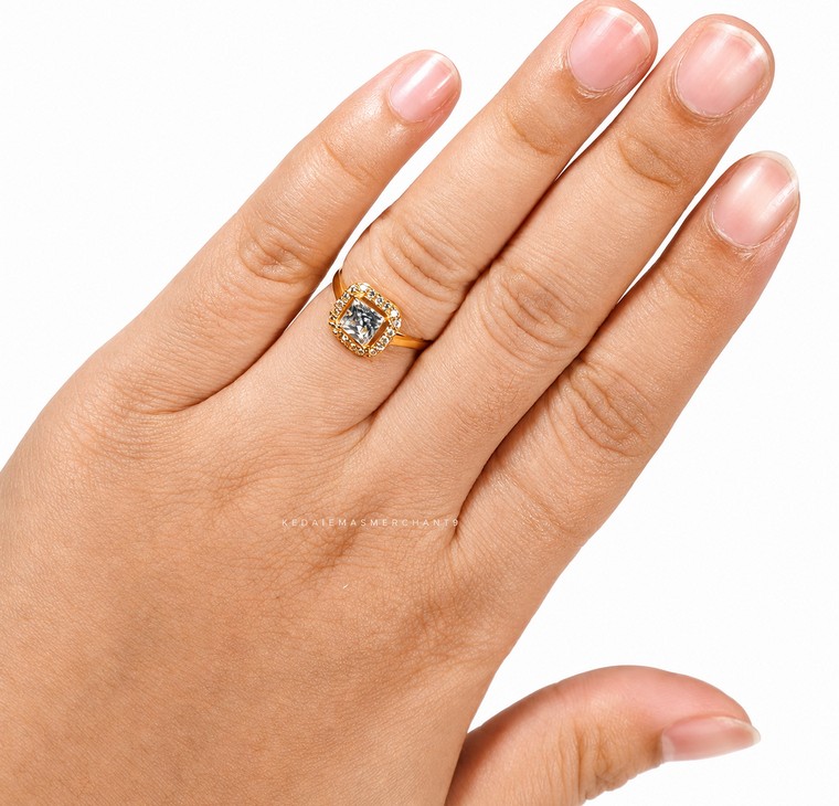 Merchant9 Cincin Emas Permata CERA CR9152