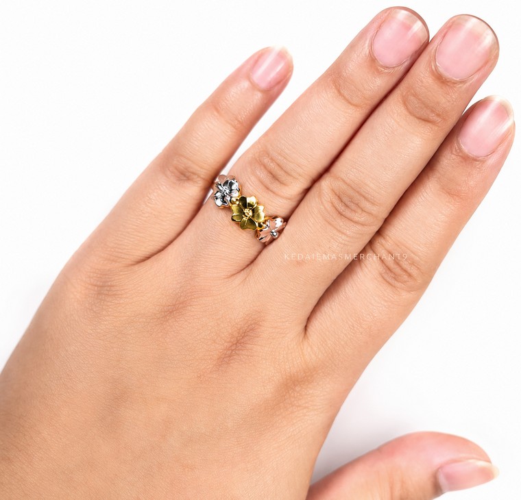 Merchant9 Cincin Emas Clover Dimensi Polish 2C L:0.8CM