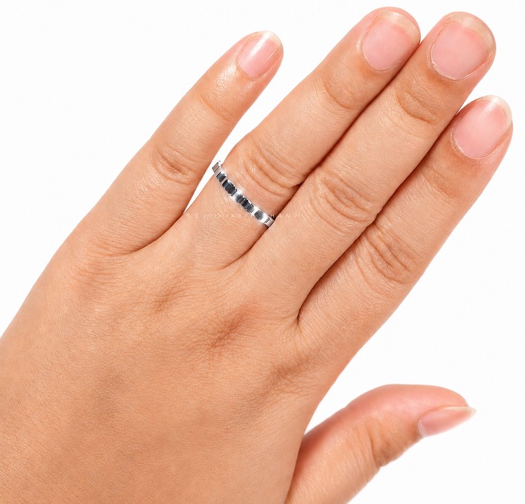 Merchant9 Cincin Emas Belah Rotan Spike Chrome L:0.2CM
