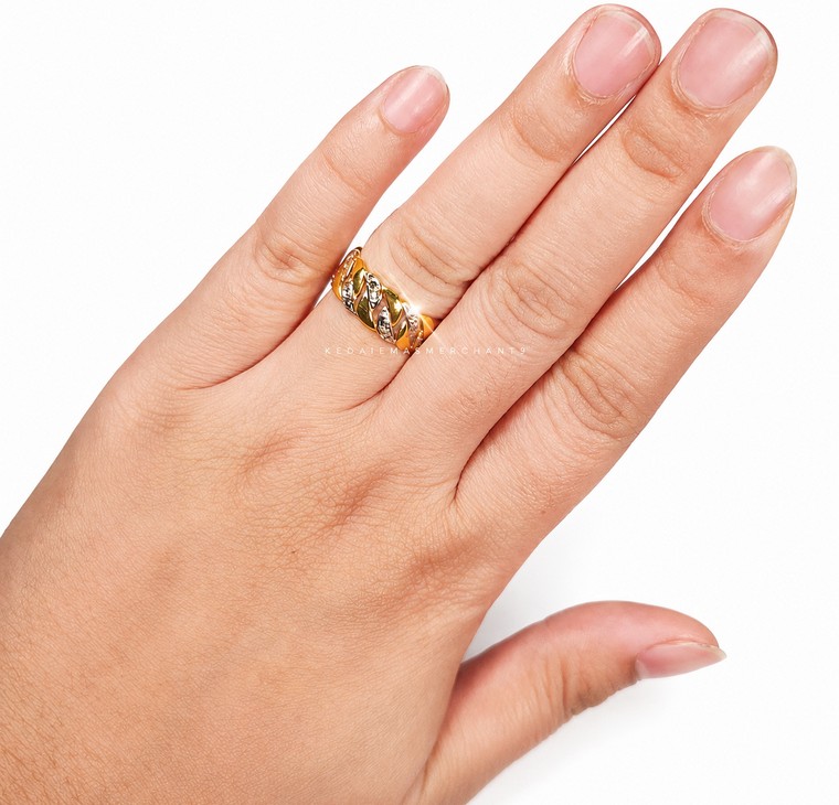 Merchant9 Cincin Emas Gajah Diamond Cut 2C L:0.7CM