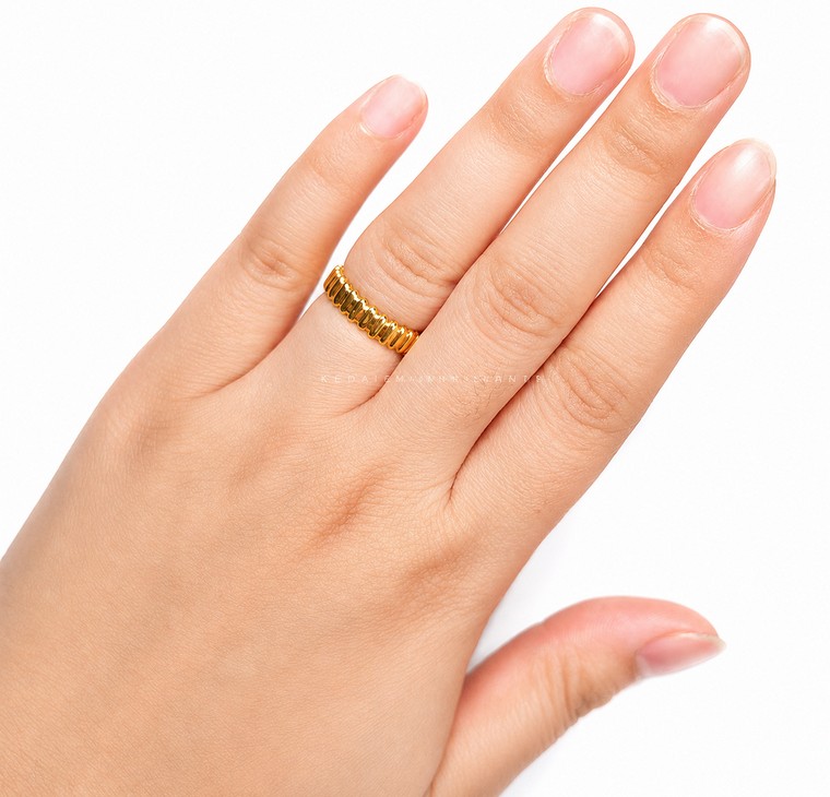 Merchant9 Cincin Emas Bullet L:0.45CM
