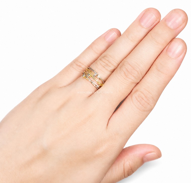 Merchant9 Cincin Emas Silang Cube Diamond Cut 2C L:0.7CM
