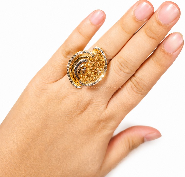 Merchant9 Cincin Emas Lunara Kerawang 2C